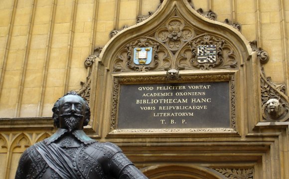 The Bodleian Library entrance